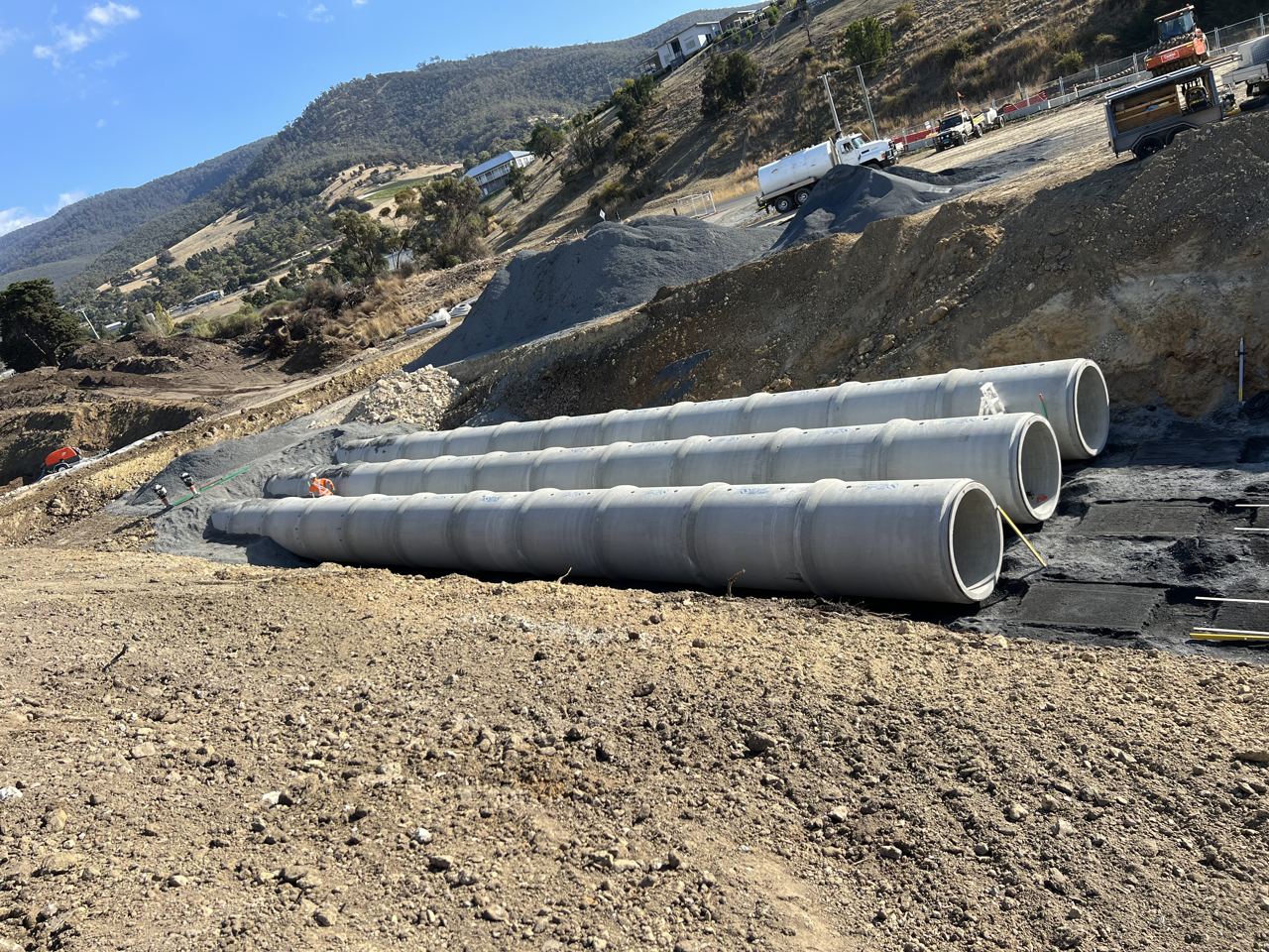 Triple culvert run